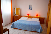 murter bedroom